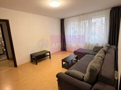 Apartament 3 camere, etaj 1/4, în Drumul Taberei